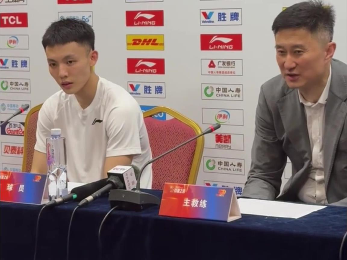 這是能說的嗎徐杰：杜指導(dǎo)賽前說了，這場球就是打架和摔跤！